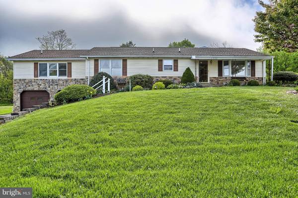 13998 MAR PEN AVE, Waynesboro, PA 17268