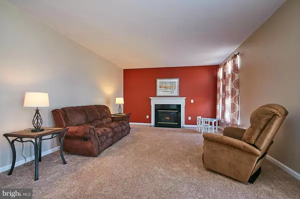 Culpeper, VA 22701,993 RIVERDALE CIR