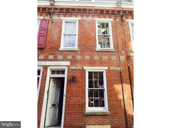 718 BRADFORD ALY, Philadelphia, PA 19147