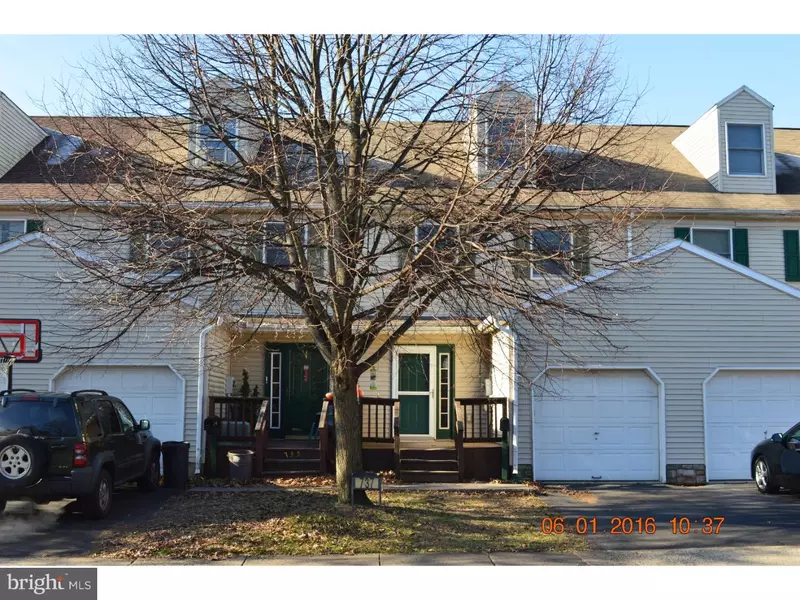 737 CEDAR CT, Red Hill, PA 18076