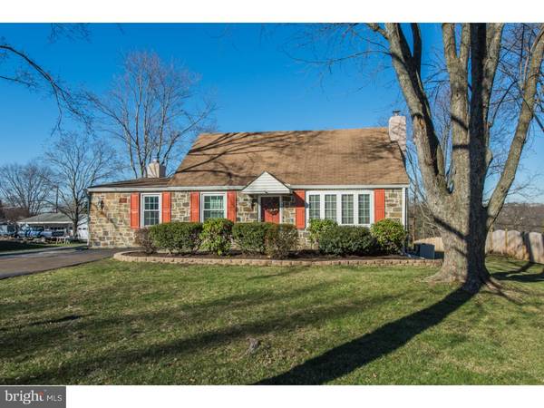 121 OAKLYN AVE, Eagleville, PA 19403