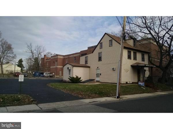 25 E MORELAND AVE, Hatboro, PA 19040