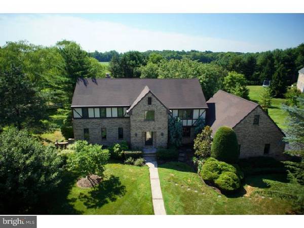 10 DEERFIELD TER, Moorestown, NJ 08057