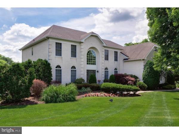 704 COMMONWEALTH DR, Moorestown, NJ 08057