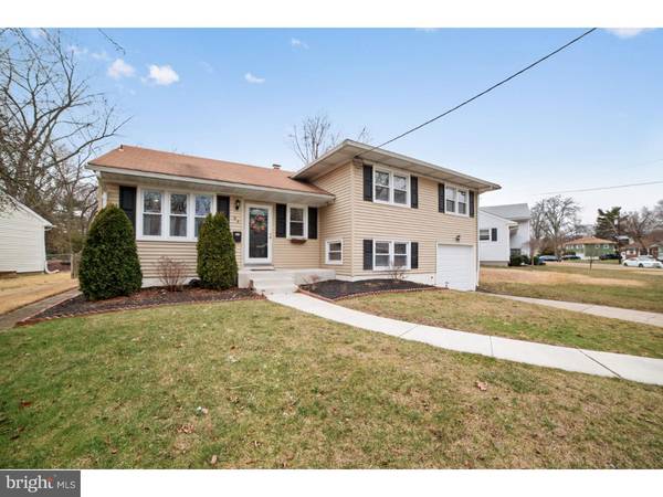 34 KENWOOD DR, Cherry Hill, NJ 08034