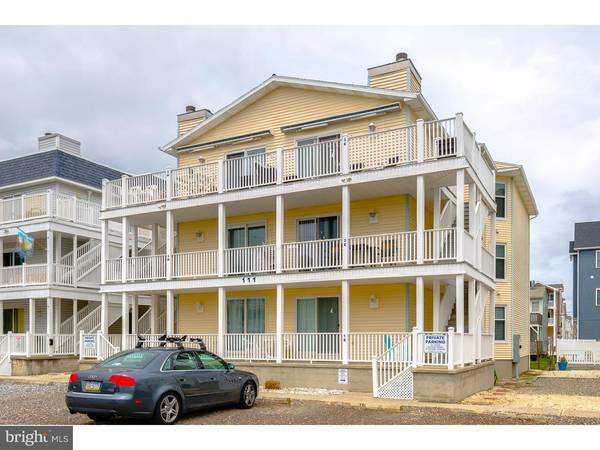 107 37TH ST #1E, Sea Isle City, NJ 08243