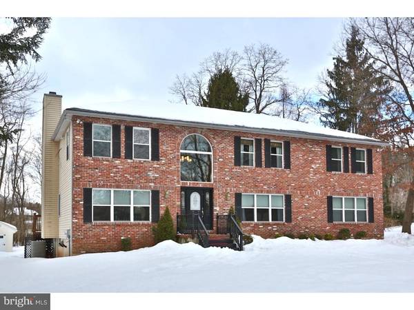 1725 S COLLEGEVILLE RD, Collegeville, PA 19426