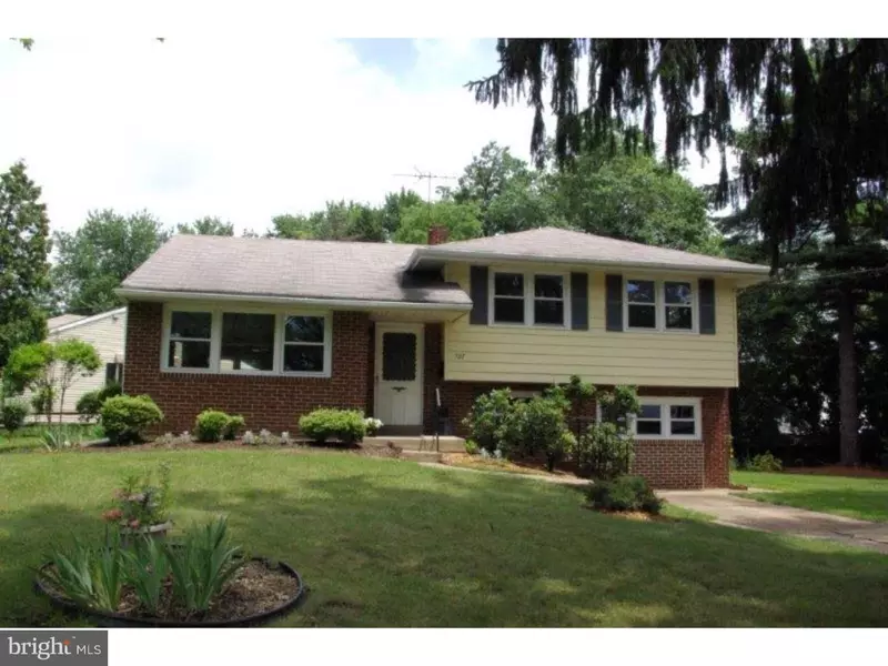 527 HASTINGS RD, Cherry Hill, NJ 08034