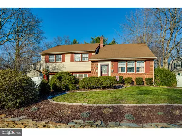 310 S WOODSTOCK DR, Cherry Hill, NJ 08034