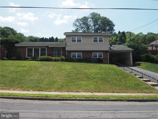 2057 MAHANTONGO ST, Pottsville, PA 17901