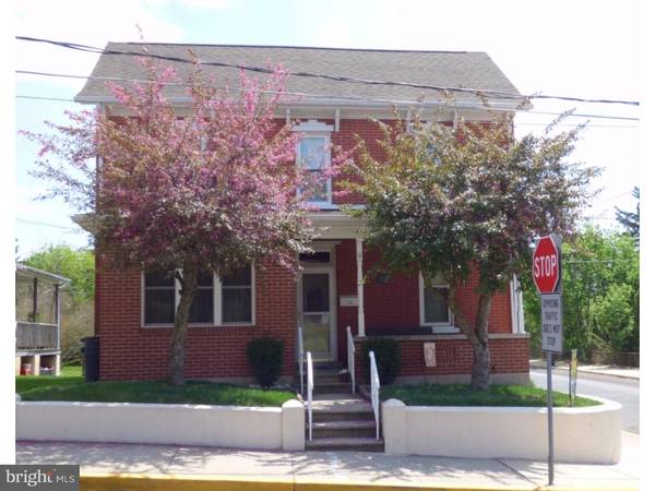 132 3RD ST, East Greenville, PA 18041