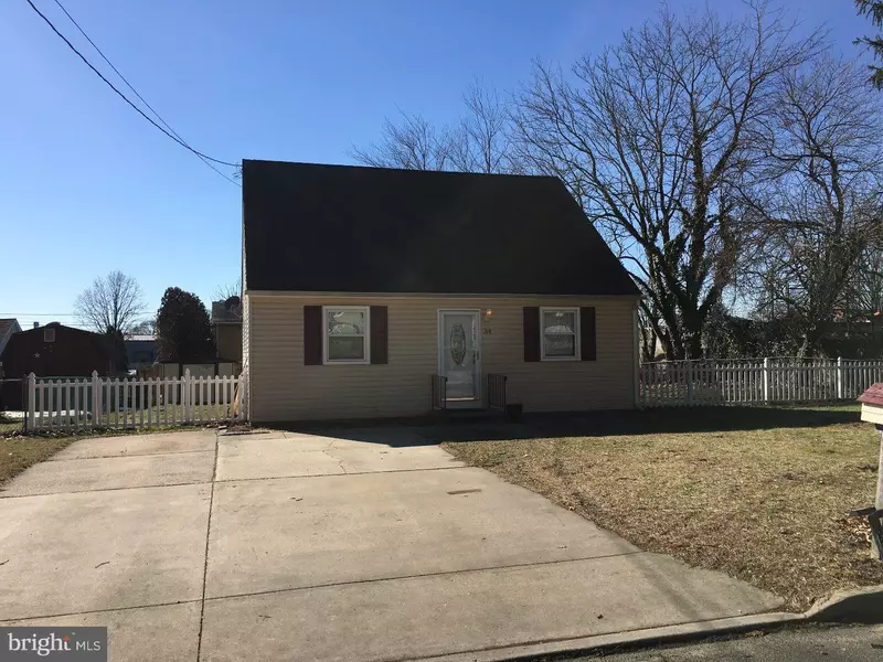 34 E MAPLE AVE, Blackwood, NJ 08012