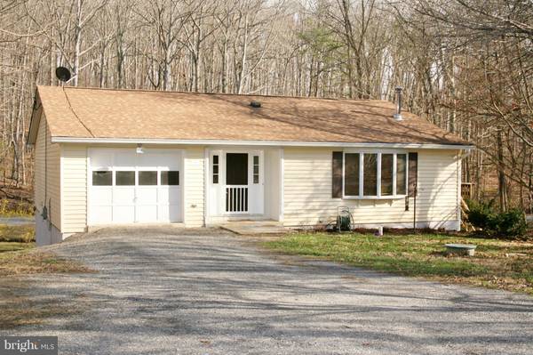 Bluemont, VA 20135,11 LOIS LN