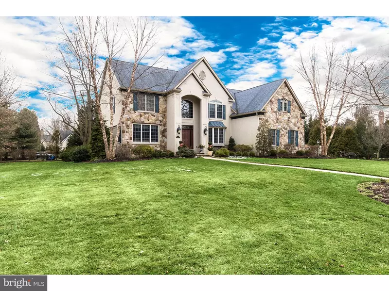 4 LONGWOOD LN, Moorestown, NJ 08057