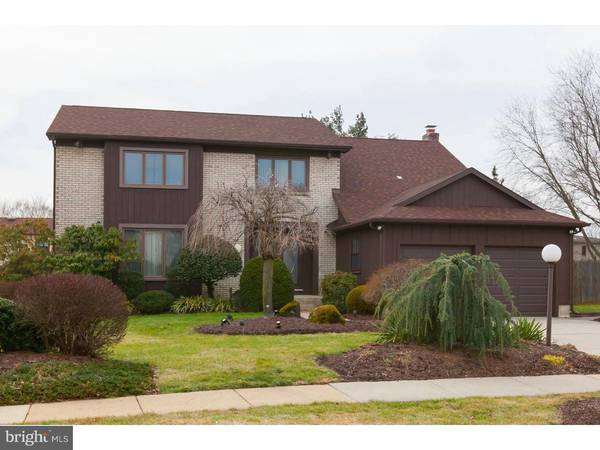 5 CHATEAU DR, Cherry Hill, NJ 08003