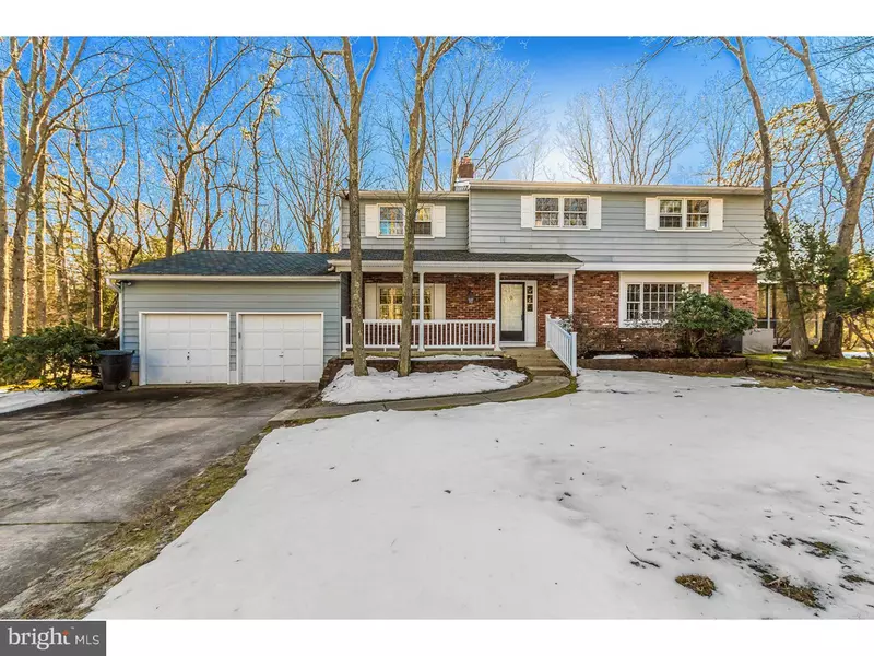 1 LITTLE KNOLL CT, Medford, NJ 08055