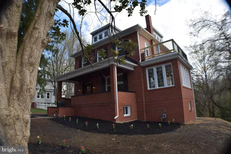 3 ROLLING RD, Catonsville, MD 21228