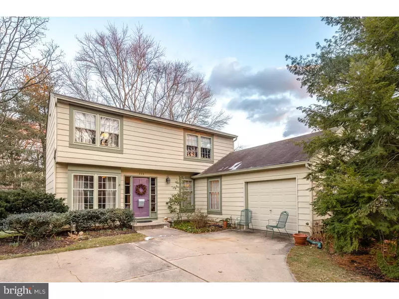 206 S NASSAU DR, Barrington, NJ 08033