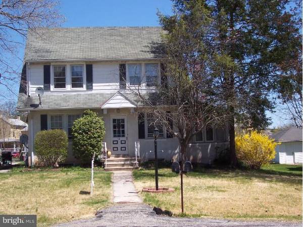 13 WASHINGTON AVE, Norristown, PA 19401