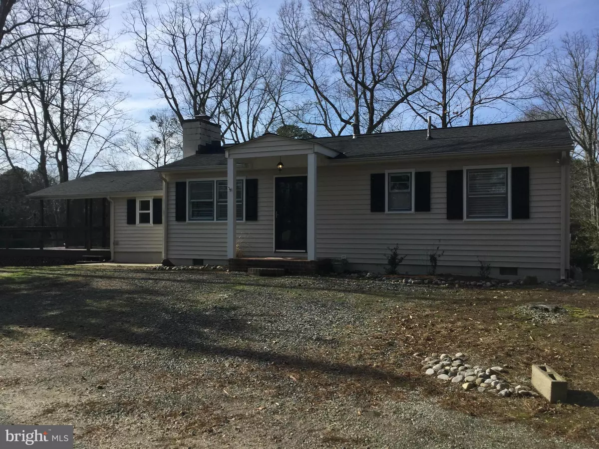 Deltaville, VA 23043,18 COVE COURT