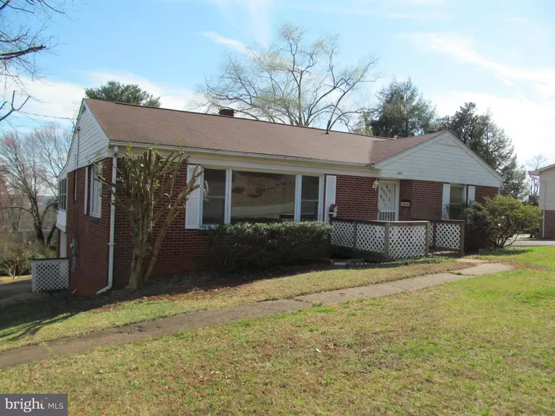 284 PIEDMONT ST, Orange, VA 22960