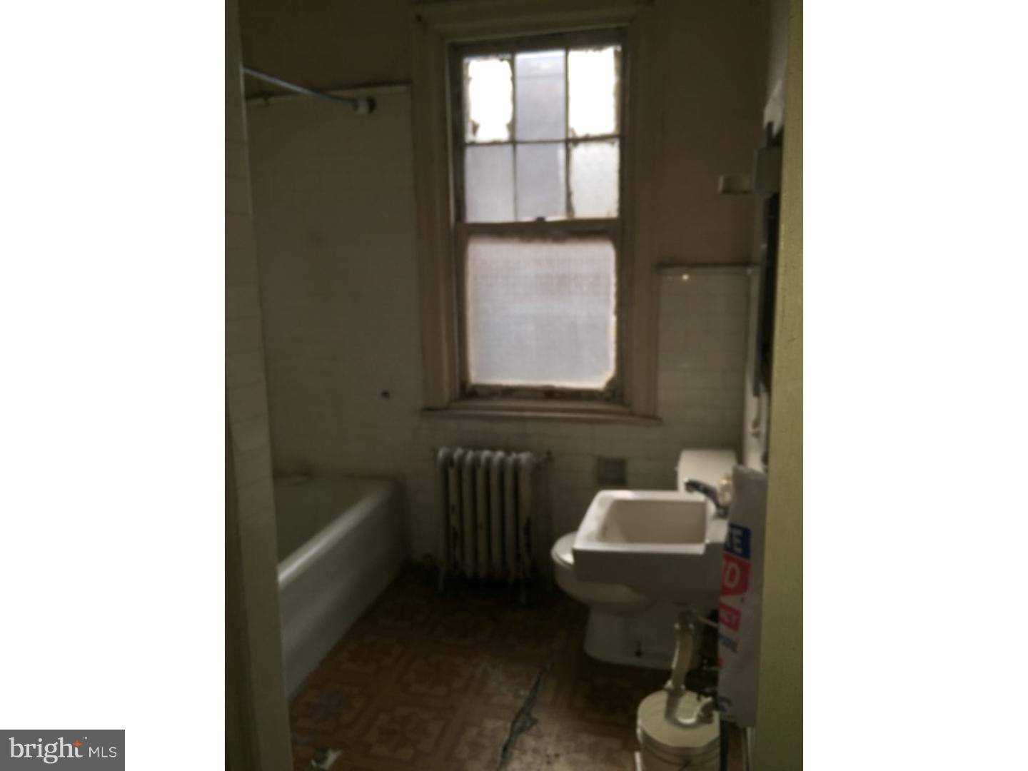 Philadelphia, PA 19141,4810-12 N BROAD ST