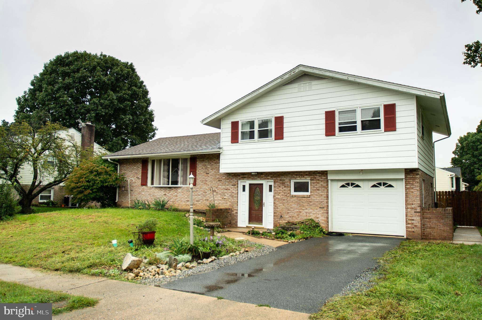 2156 BROCKTON RD, Lancaster, PA 17601