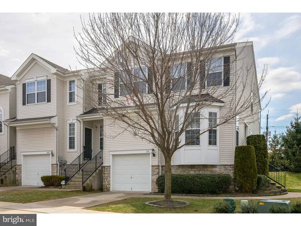 351 HUNTINGTON DR, Delran Twp, NJ 08075