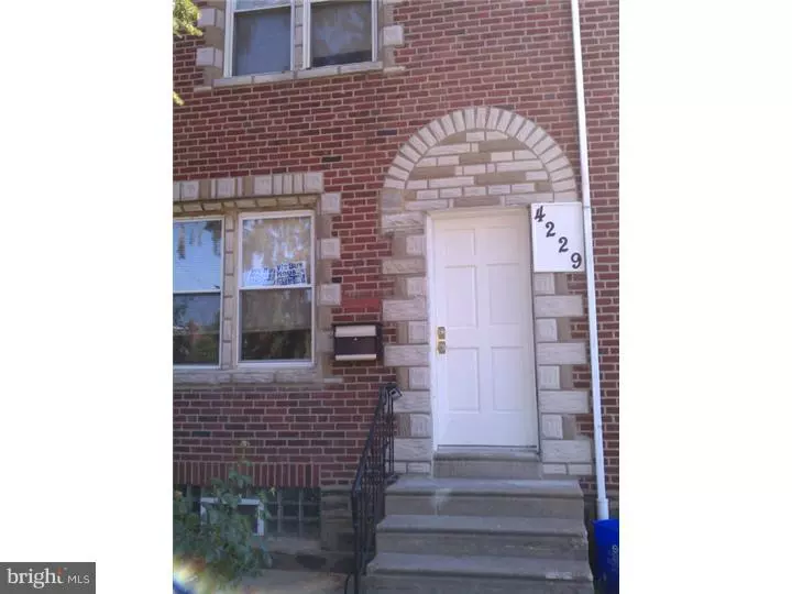 4229 ROBBINS AVE, Philadelphia, PA 19135