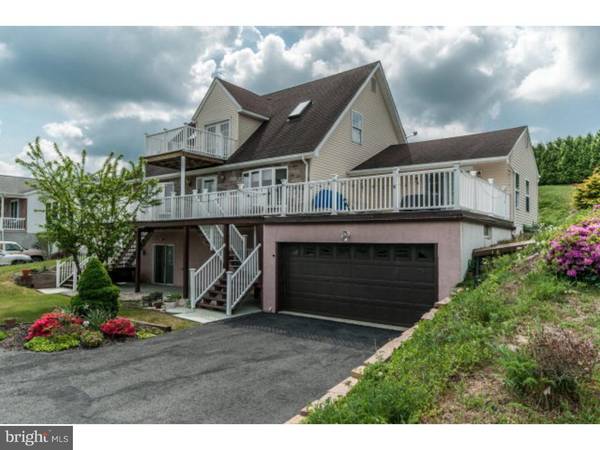 2546 WYNONAH DR, Auburn, PA 17922