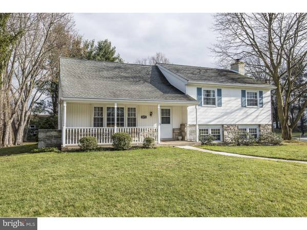 1571 DERRY DR, Dresher, PA 19025