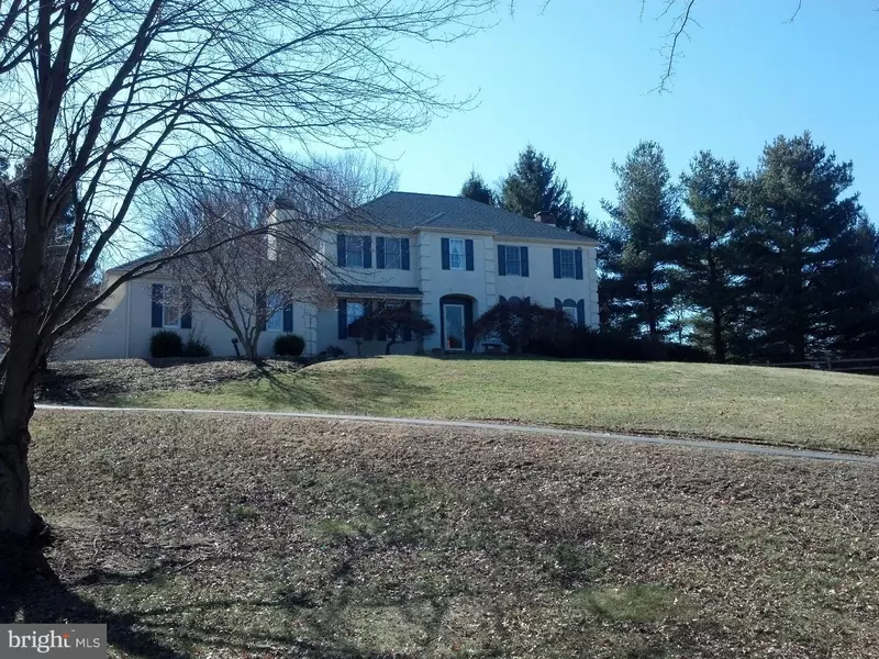 1014 FARM LN, West Chester, PA 19382