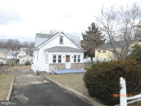 1576 ROBINSON AVE, Willow Grove, PA 19090