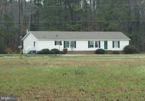 Hudgins, VA 23076,133 MARINERS POINT RD