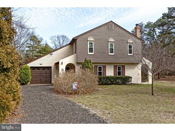 18 BURRS MILL RD, Southampton, NJ 08088