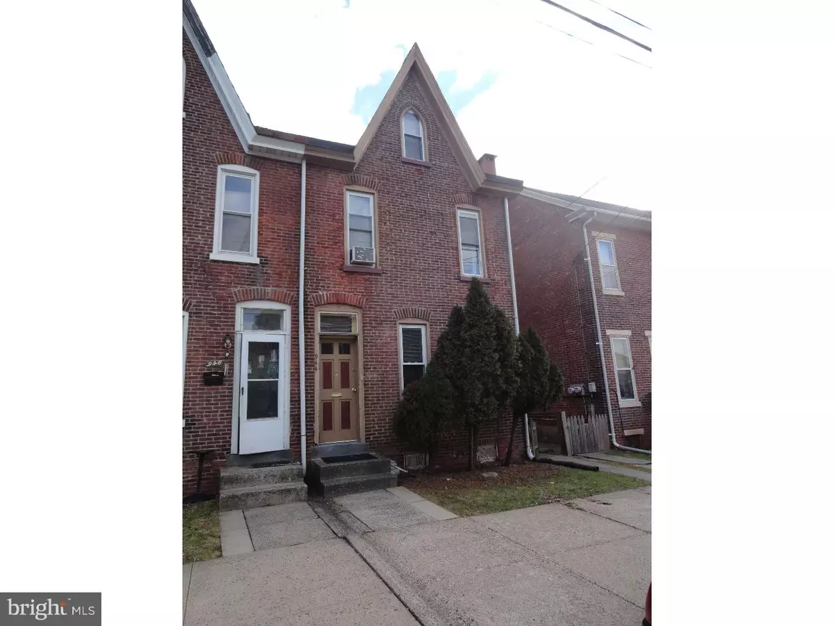 Pottstown, PA 19464,944 QUEEN ST