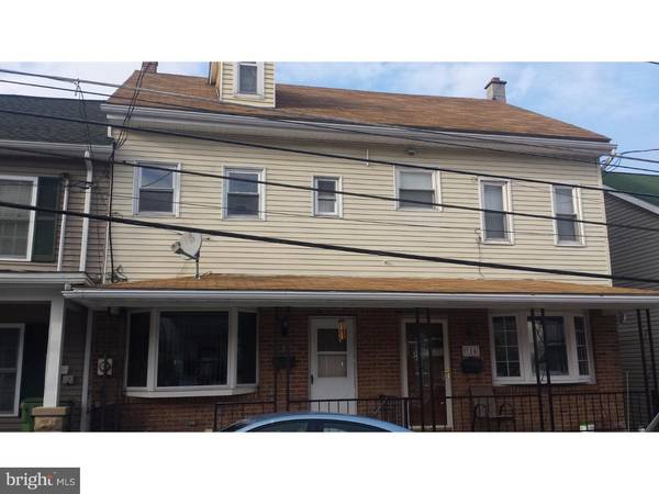 116 W LAUREL ST, Tremont, PA 17981