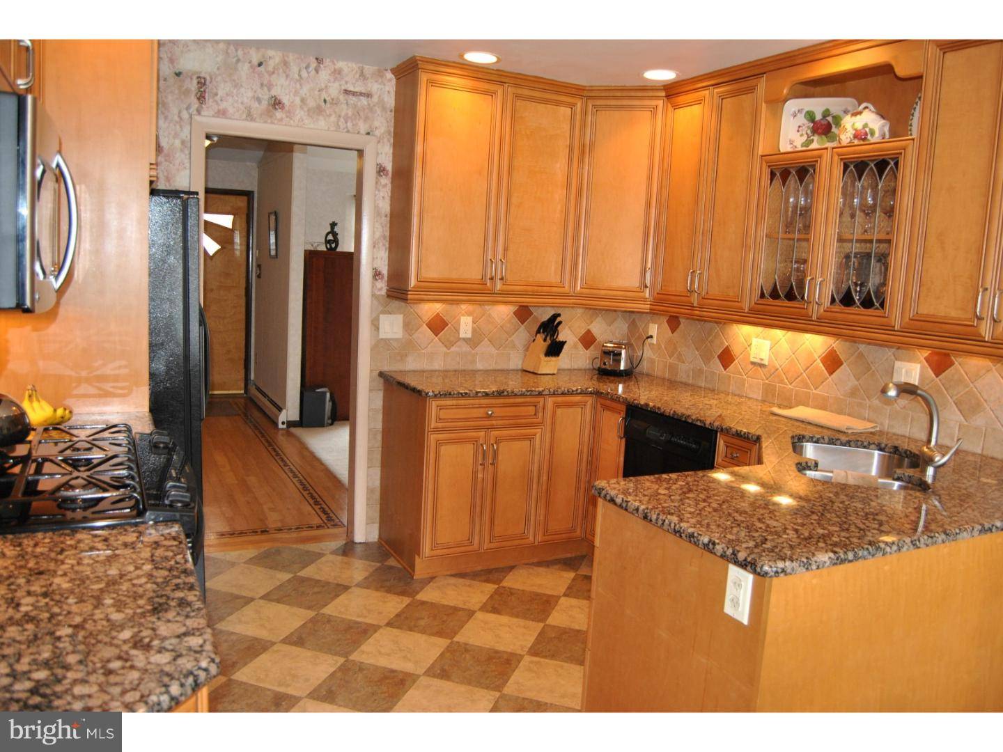 Ambler, PA 19002,1228 LOIS RD