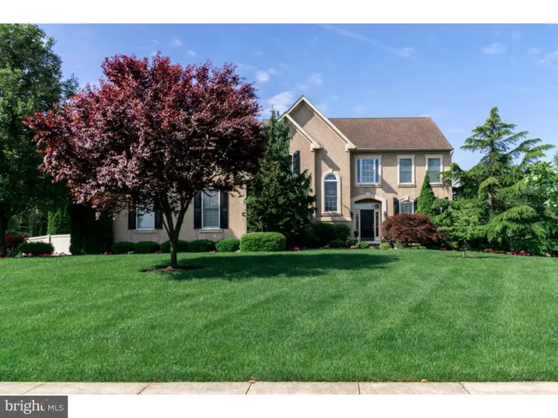 2 KEENLAND CT, Moorestown, NJ 08057