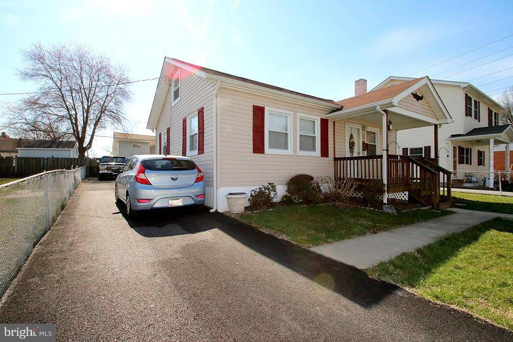 Baltimore, MD 21220,7 BLINKER CT