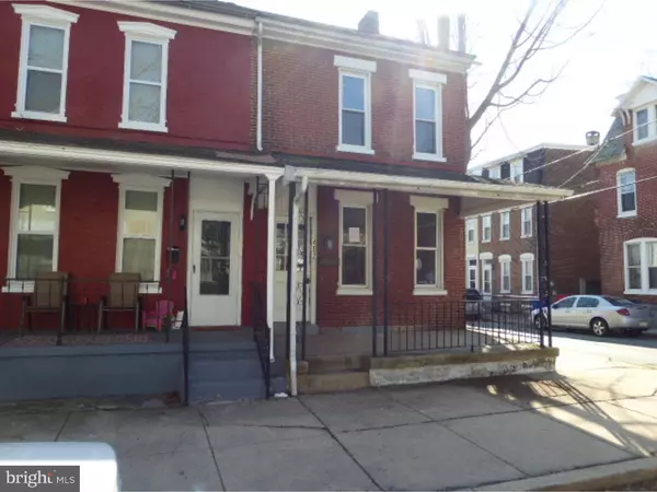 402 CHERRY ST, Pottstown, PA 19464