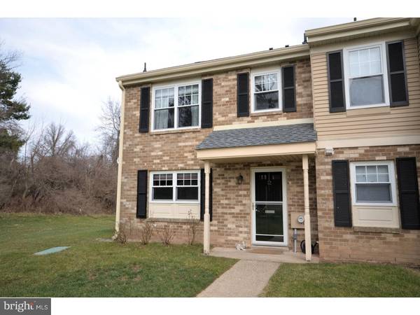 12 YORKTOWN CT, Blue Bell, PA 19422