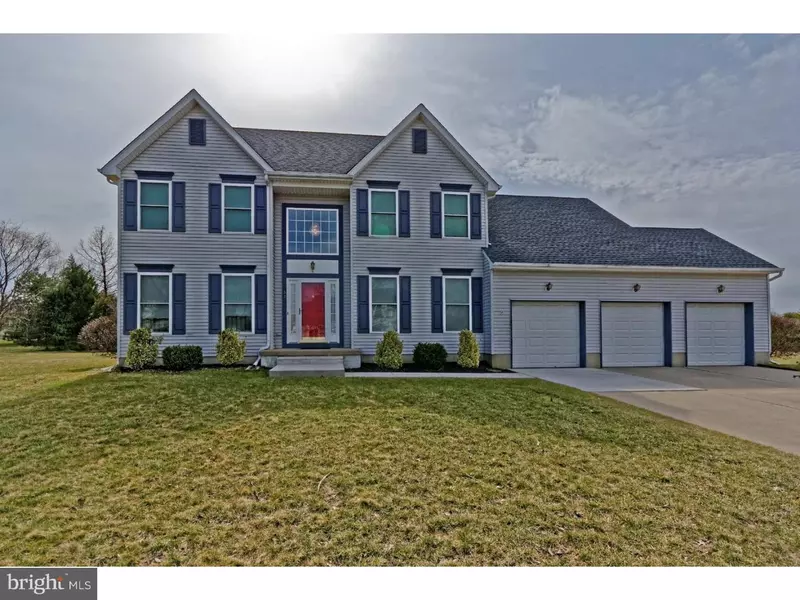 33 STEEPLECHASE DR, Turnersville, NJ 08012