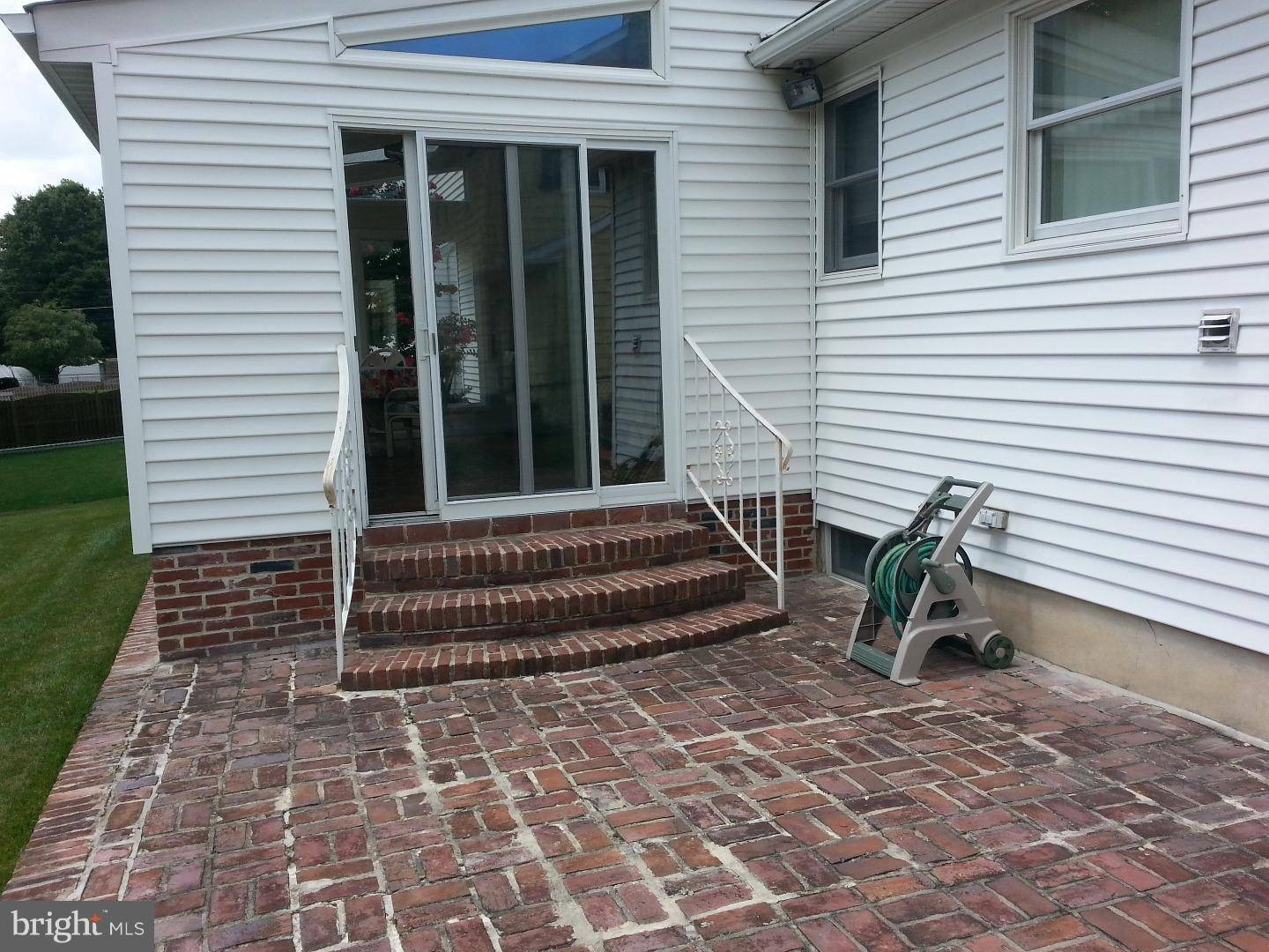 Bellmawr, NJ 08031,412 OAKLAND AVE