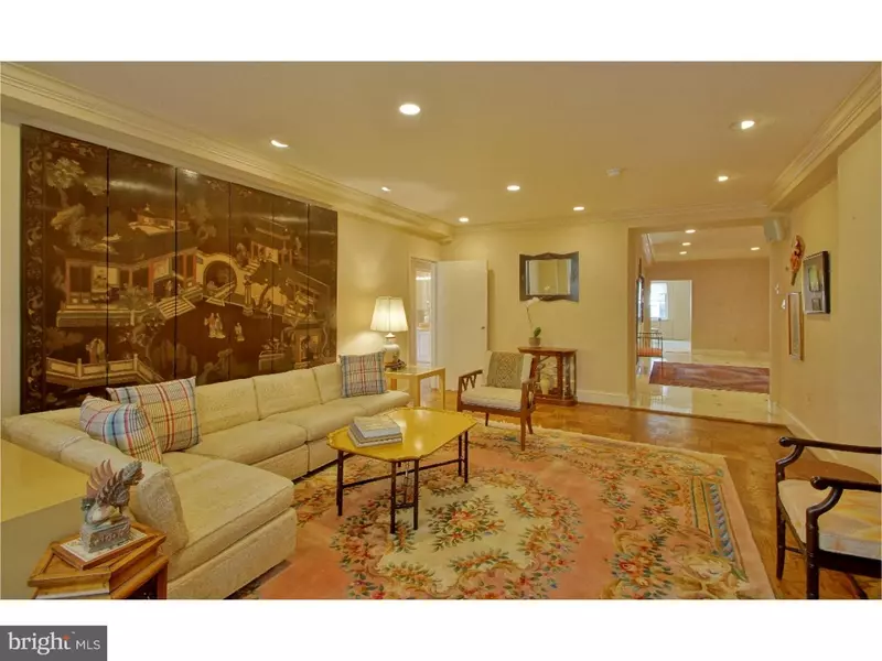 220 W RITTENHOUSE SQ #18C, Philadelphia, PA 19103