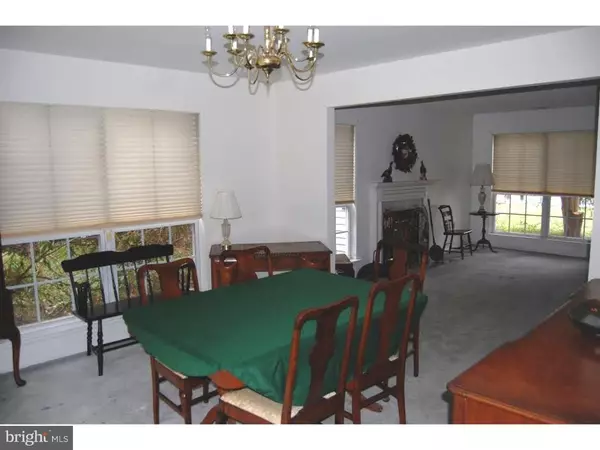 Williamstown, NJ 08094,1323 STONEHENGE DR