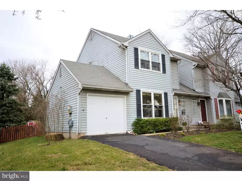 4 SCHOOL LN, Royersford, PA 19468