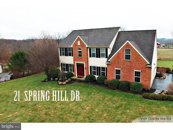 21 SPRING HILL DR, Lincoln University, PA 19352