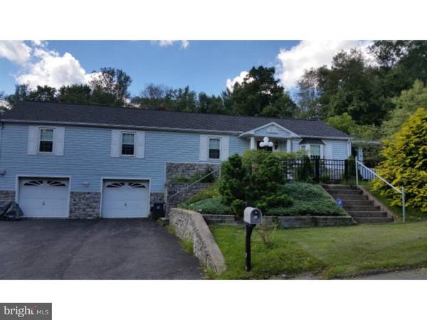 28 TAMAQUA ST, Tamaqua, PA 18252