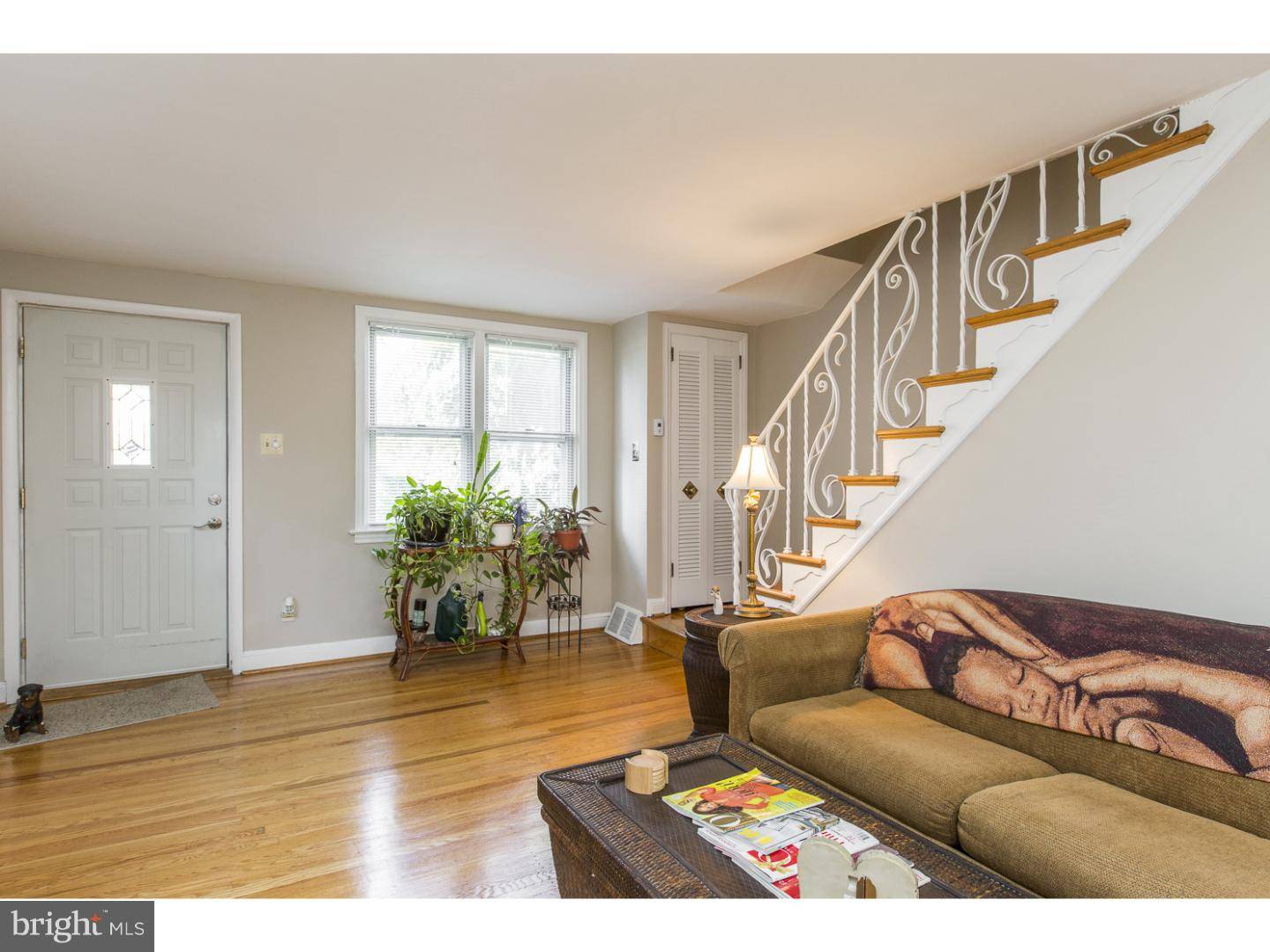 Philadelphia, PA 19151,1827 MERRIBROOK LN